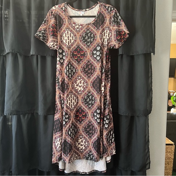 Comfy, stretchy, high-low dress - Picture 2 of 3